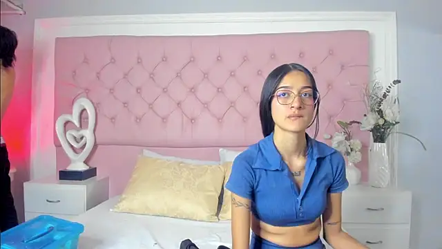 Snapshot of SarahDoll__ chatting on May 2026 12:56:02 PM SarahDoll online show from May 2026 12:56:02 PM