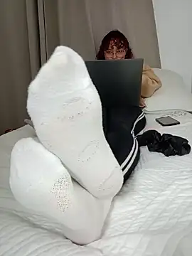Ari vibesX online show from June 2026 11:27:02 PM