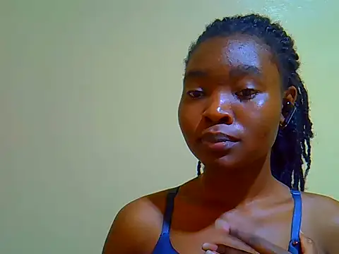 Snapshot of Afrikana5 chatting on May 2026 11:33:02 PM Afrikana5 online show from May 2026 11:33:02 PM