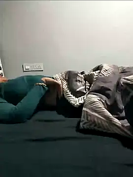 Slutybitchhh online show from May 2026 04:47:02 PM