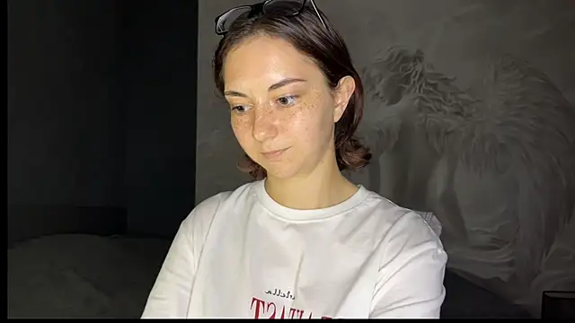 Snapshot of Amalia_Lambert_13 chatting on June 2026 08:21:01 PM Amalia Lambert 13 online show from June 2026 08:21:01 PM