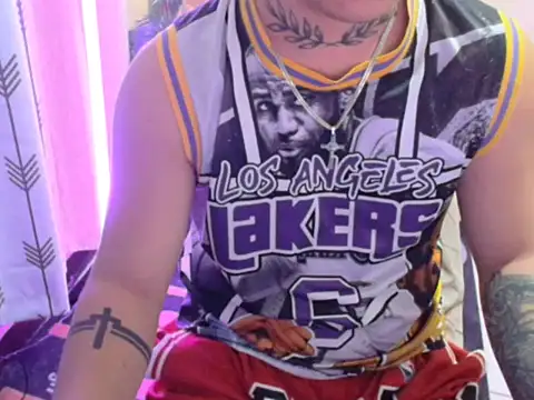 Snapshot of Ashtonfuckingboi chatting on July 2026 08:37:01 PM Ashtonfuckingboi online show from July 2026 08:37:01 PM