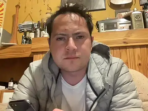 Snapshot of alecsgzz chatting on May 2026 03:13:01 AM alecsgzz online show from May 2026 03:13:01 AM