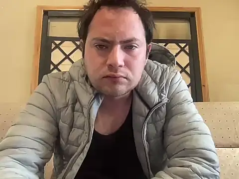 Snapshot of alecsgzz chatting on July 2026 03:58:02 PM alecsgzz online show from July 2026 03:58:02 PM