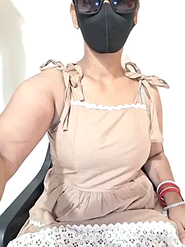 Shaloni Patil online show from May 2026 08:19:01 AM