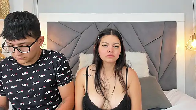 Sophia Andrade  online show from May 2026 01:25:02 AM