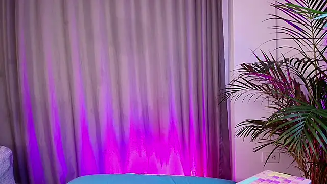 Snapshot of AnnyRosse_699 chatting on June 2026 01:28:02 PM AnnyRosse 699 online show from June 2026 01:28:02 PM