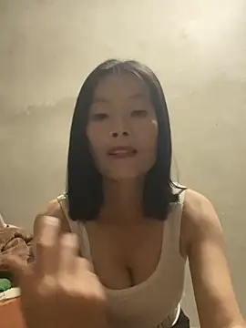 Snapshot of Zuzu_sexy chatting on May 2026 08:10:01 AM Zuzu sexy online show from May 2026 08:10:01 AM