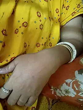 minadixit17 online show from July 2026 05:06:02 PM