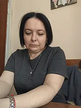 EmmaEmmy40 online show from May 2026 08:20:01 AM