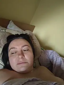 EmmaEmmy40 online show from June 2026 04:26:02 AM