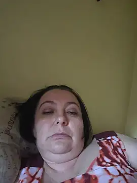 EmmaEmmy40 online show from June 2026 05:04:02 PM