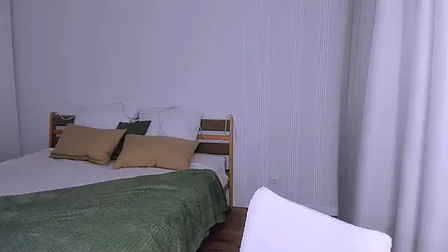 LookEva online show from May 2026 10:36:01 AM