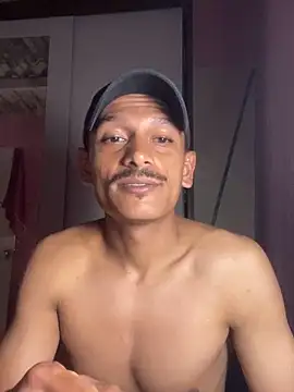 oBaiano21cm online show from May 2026 07:30:01 PM