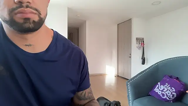 exclusivecouple69 online show from June 2026 10:01:02 PM