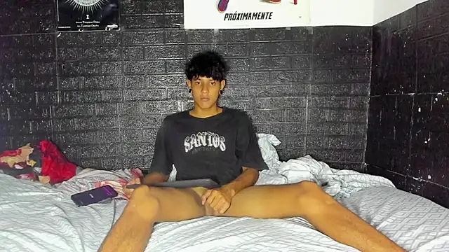 Snapshot of santos_dx chatting on May 2026 03:46:02 AM santos dx online show from May 2026 03:46:02 AM