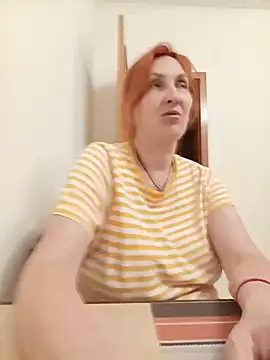 Snapshot of Bel_Nell chatting on June 2026 06:18:02 PM Bel Nell online show from June 2026 06:18:02 PM