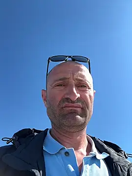 vladgree online show from May 2026 01:40:01 PM
