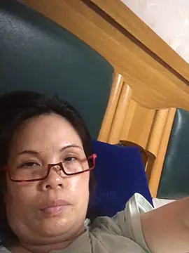Snapshot of nidejiejie chatting on June 2026 02:33:01 PM nidejiejie online show from June 2026 02:33:01 PM