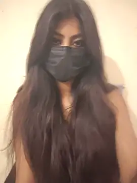 Snapshot of RAGNI-Love chatting on May 2026 06:52:02 AM RAGNI-Love online show from May 2026 06:52:02 AM