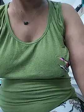 amira567 online show from July 2026 12:33:02 PM