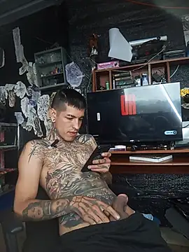 demoni0802 online show from June 2026 01:33:01 PM