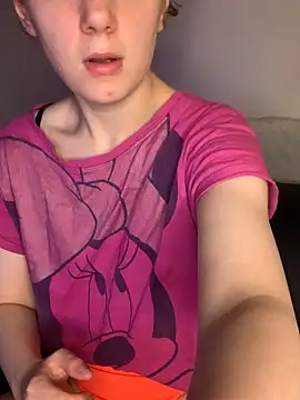 Snapshot of Tatum-Bear chatting on June 2026 10:19:02 PM Tatum-Bear online show from June 2026 10:19:02 PM