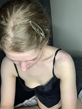 Snapshot of Tatum-Bear chatting on July 2026 09:41:02 PM Tatum-Bear online show from July 2026 09:41:02 PM
