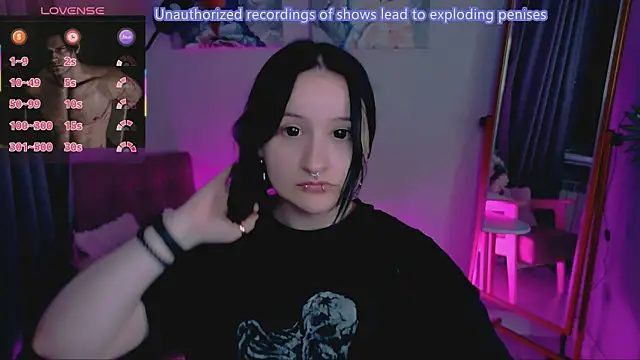 Snapshot of Ame_xCore chatting on May 2026 10:06:01 PM Ame xCore online show from May 2026 10:06:01 PM