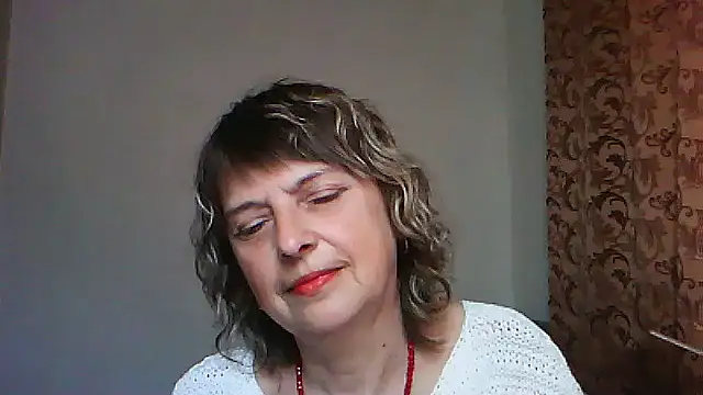 Snapshot of ElizabethGorden chatting on May 2026 01:38:02 PM ElizabethGorden online show from May 2026 01:38:02 PM