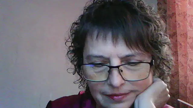 Snapshot of ElizabethGorden chatting on May 2026 03:33:02 AM ElizabethGorden online show from May 2026 03:33:02 AM