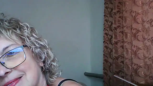 Snapshot of ElizabethGorden chatting on June 2026 01:59:02 PM ElizabethGorden online show from June 2026 01:59:02 PM