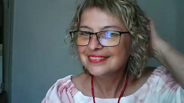 Snapshot of ElizabethGorden chatting on June 2026 11:48:02 AM ElizabethGorden online show from June 2026 11:48:02 AM