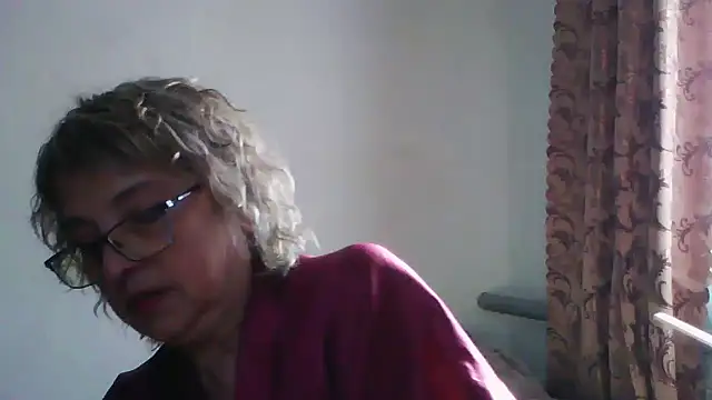 Snapshot of ElizabethGorden chatting on July 2026 05:54:02 AM ElizabethGorden online show from July 2026 05:54:02 AM