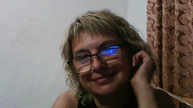 Snapshot of ElizabethGorden chatting on July 2026 07:17:02 PM ElizabethGorden online show from July 2026 07:17:02 PM