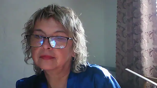 Snapshot of ElizabethGorden chatting on July 2026 05:16:02 AM ElizabethGorden online show from July 2026 05:16:02 AM