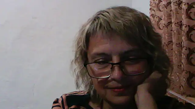 Snapshot of ElizabethGorden chatting on July 2026 07:00:02 PM ElizabethGorden online show from July 2026 07:00:02 PM