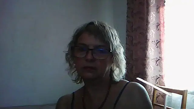 Snapshot of ElizabethGorden chatting on July 2026 06:55:01 AM ElizabethGorden online show from July 2026 06:55:01 AM