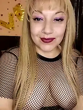 Snapshot of Venuss_Milf chatting on July 2026 12:48:02 PM Venuss Milf online show from July 2026 12:48:02 PM