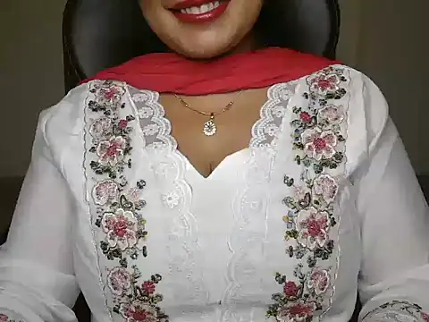 Yanshi23 online show from May 2026 03:30:02 PM