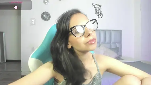 Snapshot of Shanttal_queen chatting on June 2026 03:49:01 AM Shanttal queen online show from June 2026 03:49:01 AM