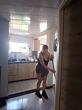 Tumilf online show from June 2026 03:25:01 PM