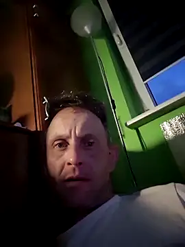 Snapshot of Marcin43w chatting on May 2026 07:31:02 PM Marcin43w online show from May 2026 07:31:02 PM