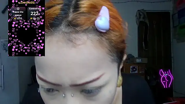 Snapshot of suky_fox chatting on May 2026 04:13:02 PM suky fox online show from May 2026 04:13:02 PM