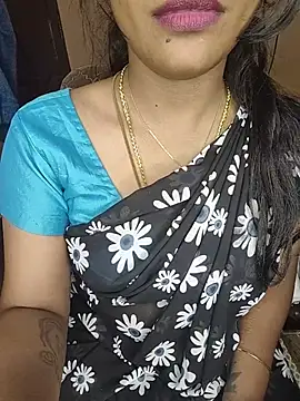 Snapshot of Tamil__Thara003 chatting on July 2026 06:25:02 PM Tamil Thara003 online show from July 2026 06:25:02 PM