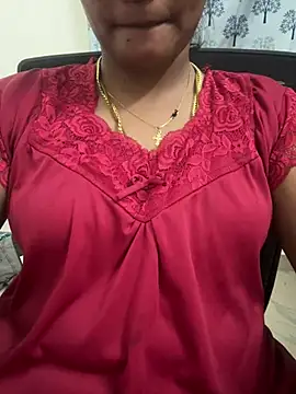 Snapshot of Tamil__Thara003 chatting on July 2026 06:54:01 PM Tamil Thara003 online show from July 2026 06:54:01 PM