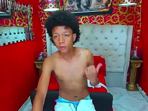 skinny20boy online show from June 2026 11:18:02 PM