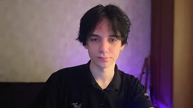 Snapshot of Zombde chatting on May 2026 12:22:02 PM Zombde online show from May 2026 12:22:02 PM