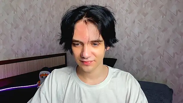 Snapshot of Zombde chatting on May 2026 07:37:02 PM Zombde online show from May 2026 07:37:02 PM