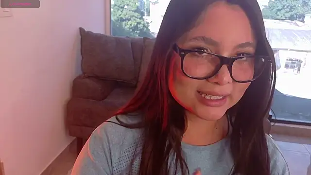 Eva-Apple online show from June 2026 08:56:02 PM